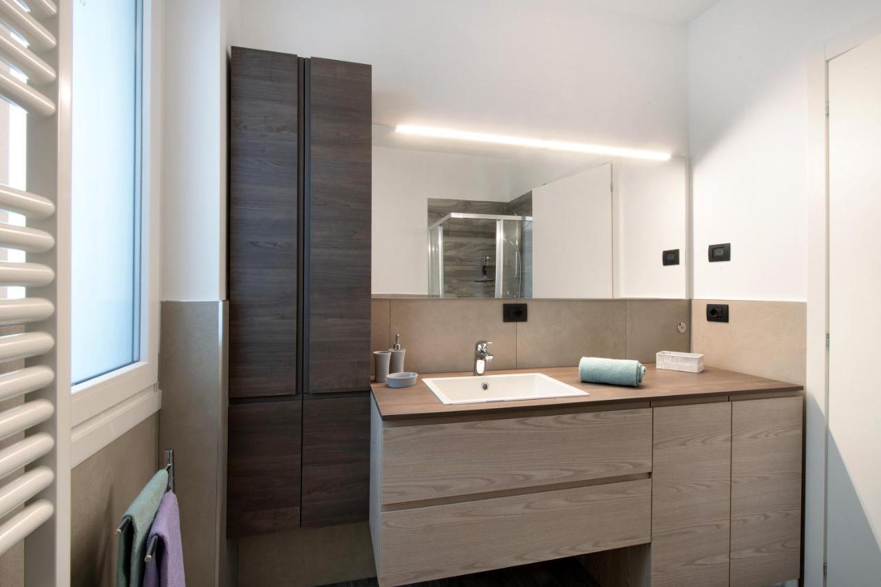 דירות ג'רה לאריו Casa Andrea מראה חיצוני תמונה