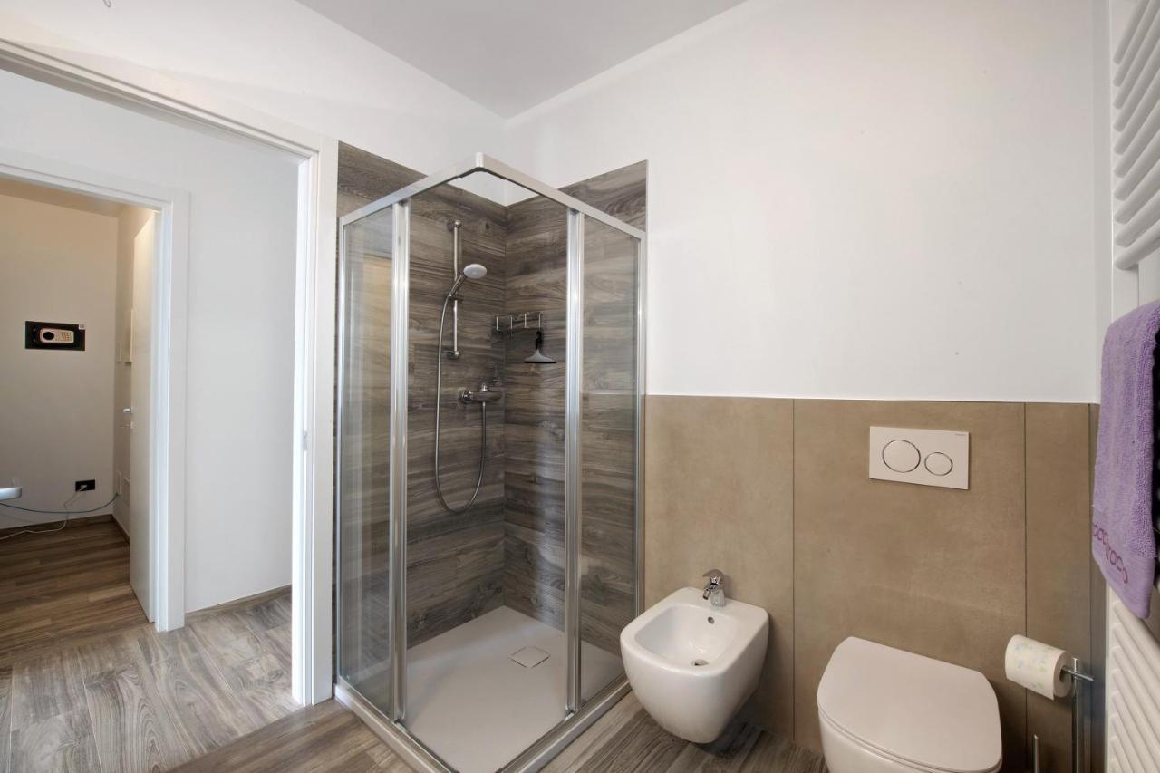 דירות ג'רה לאריו Casa Andrea מראה חיצוני תמונה