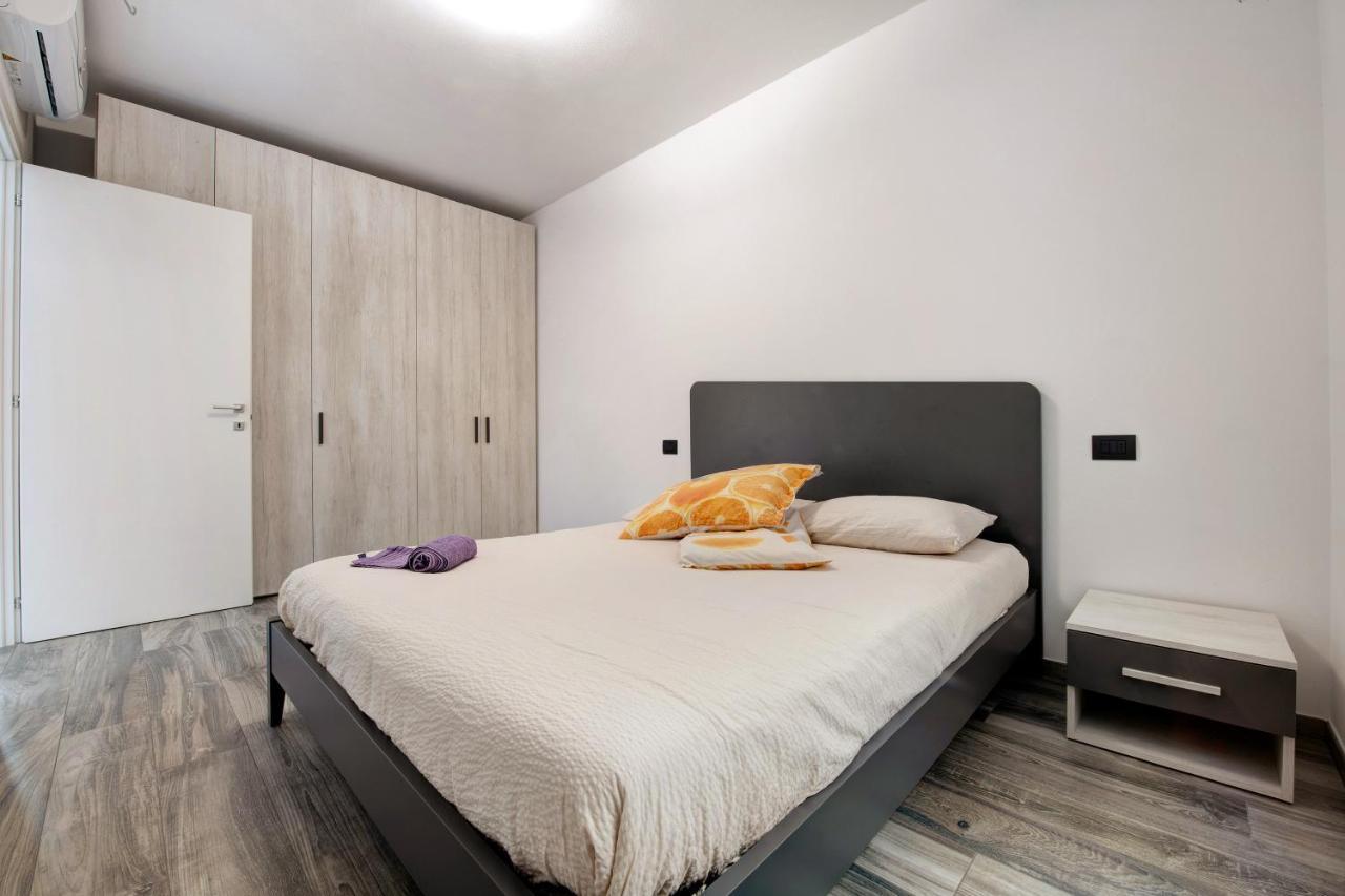 דירות ג'רה לאריו Casa Andrea מראה חיצוני תמונה